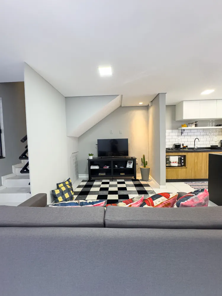 Sobrado, 2 quartos, 68219 m² - Foto 1