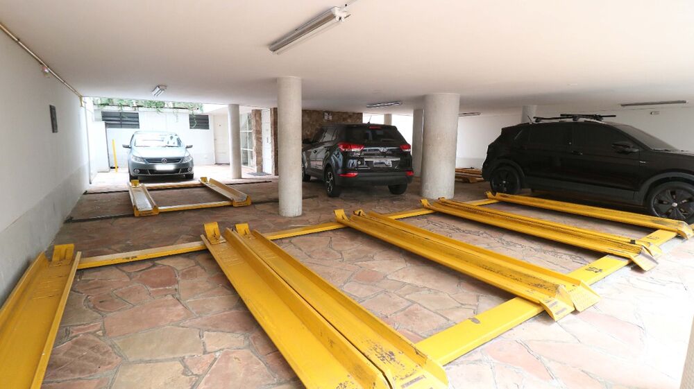Apartamento à venda com 2 quartos, 74m² - Foto 3
