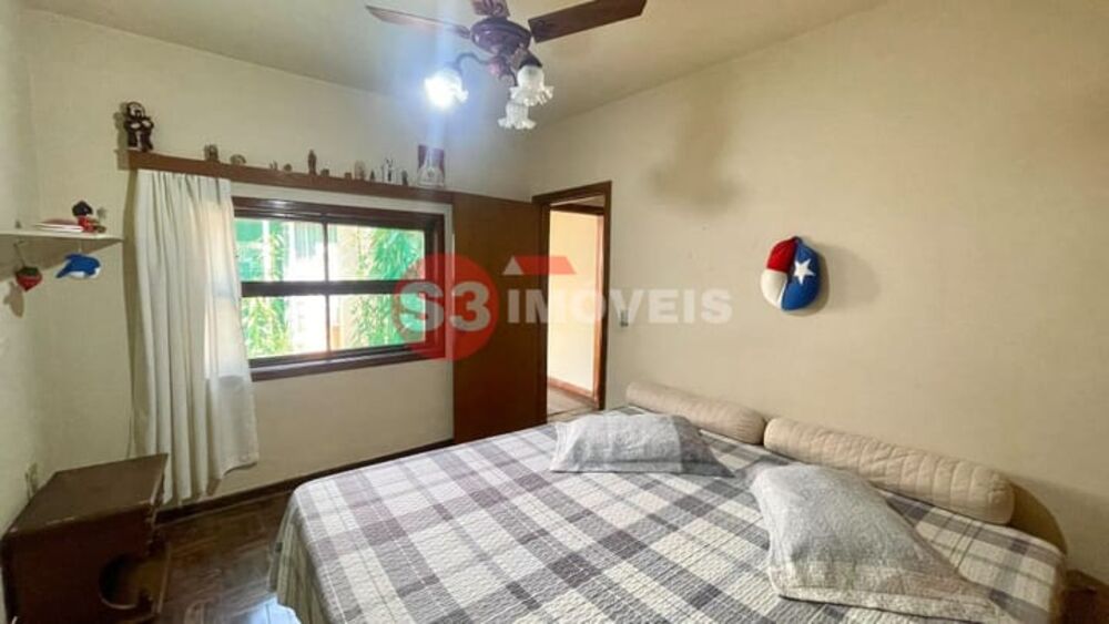 Casa, 4 quartos, 255 m² - Foto 1