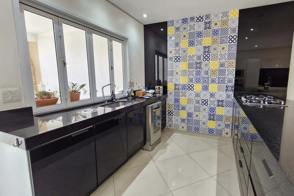 Sobrado, 3 quartos, 324 m² - Foto 1