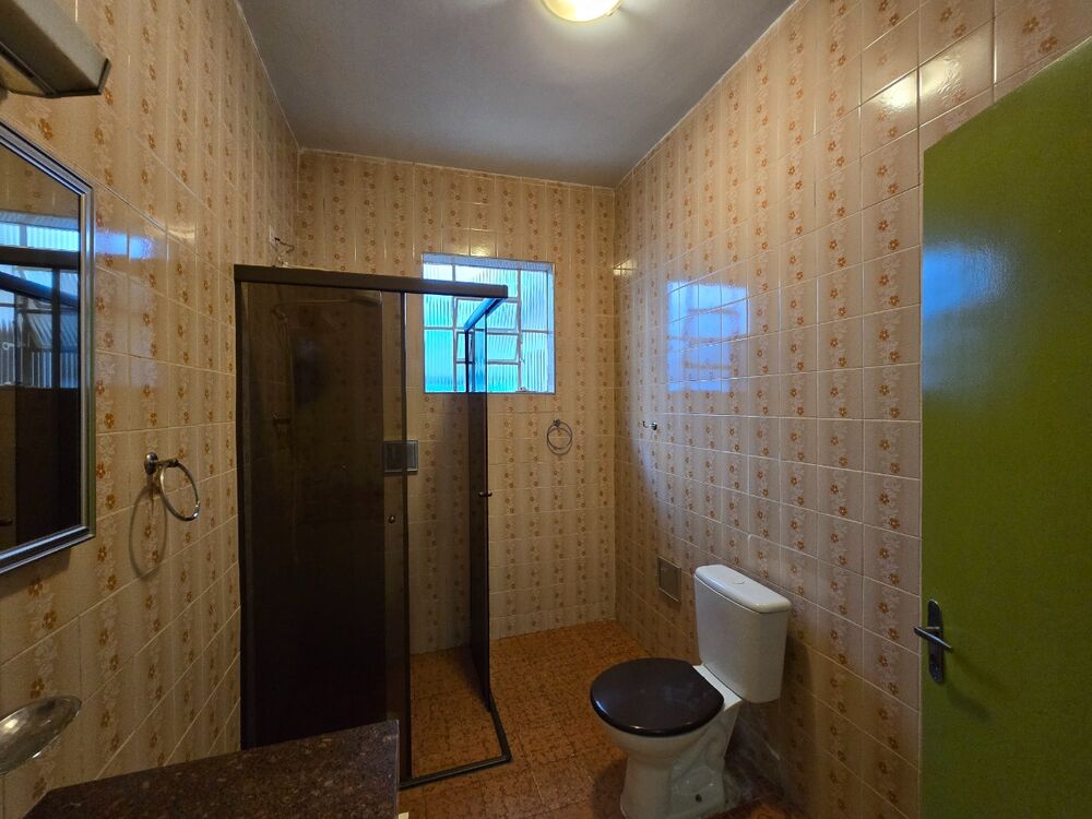 Casa à venda com 2 quartos, 100m² - Foto 4