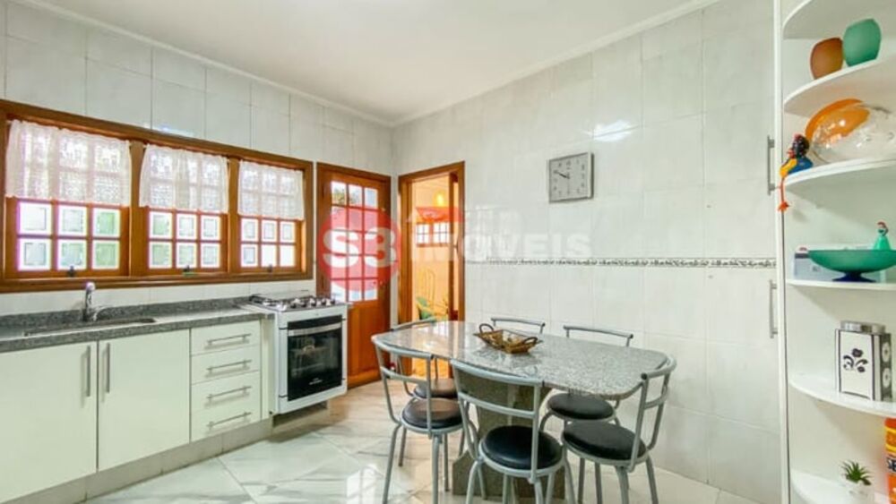 Casa, 5 quartos, 275 m² - Foto 2