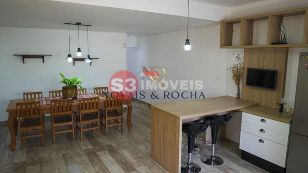 Casa, 3 quartos, 211 m² - Foto 3