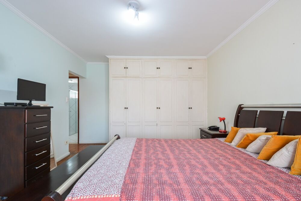Apartamento à venda com 3 quartos, 140m² - Foto 11