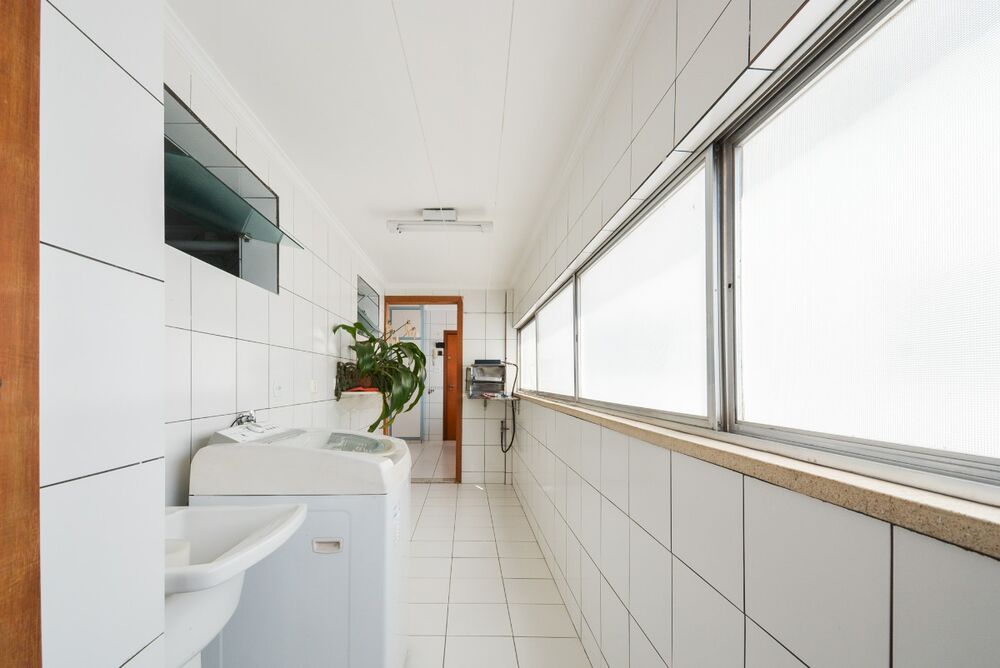 Apartamento à venda com 3 quartos, 140m² - Foto 19