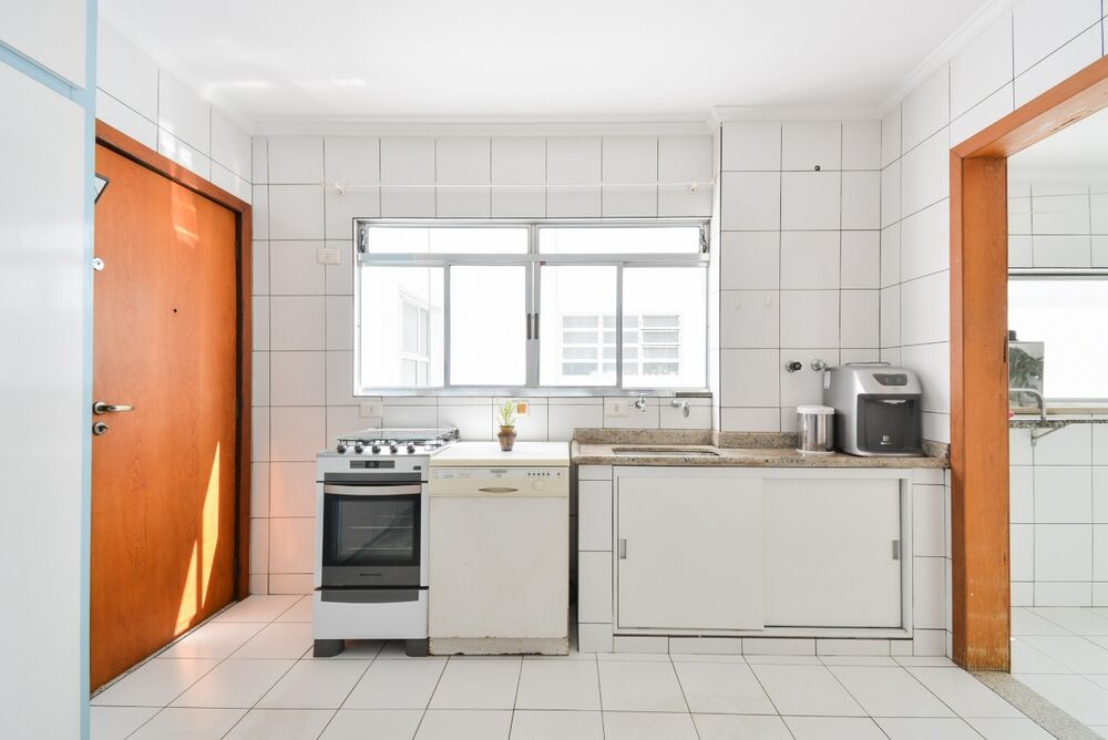 Apartamento à venda com 3 quartos, 140m² - Foto 14