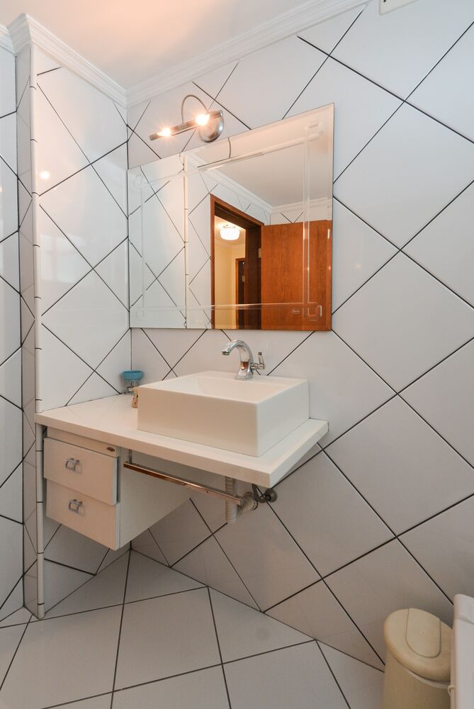 Apartamento à venda com 3 quartos, 140m² - Foto 10