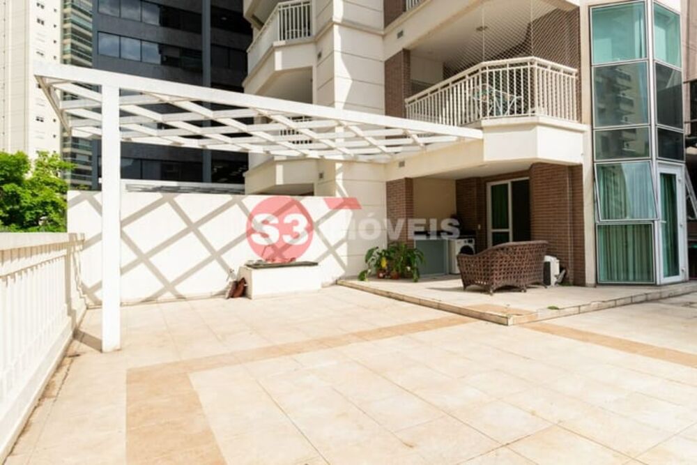 Apartamento à venda com 1 quarto, 39m² - Foto 15
