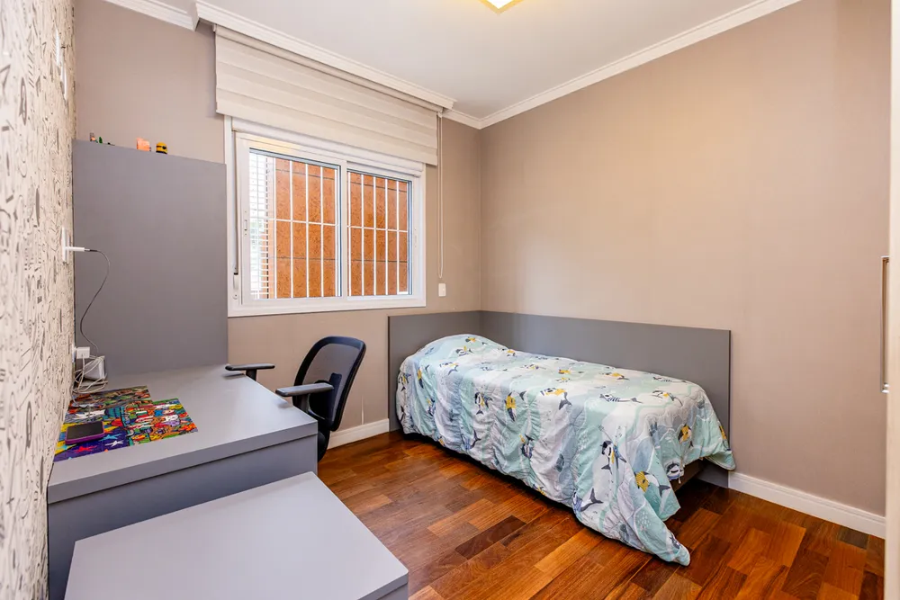 Apartamento, 3 quartos, 242 m² - Foto 1