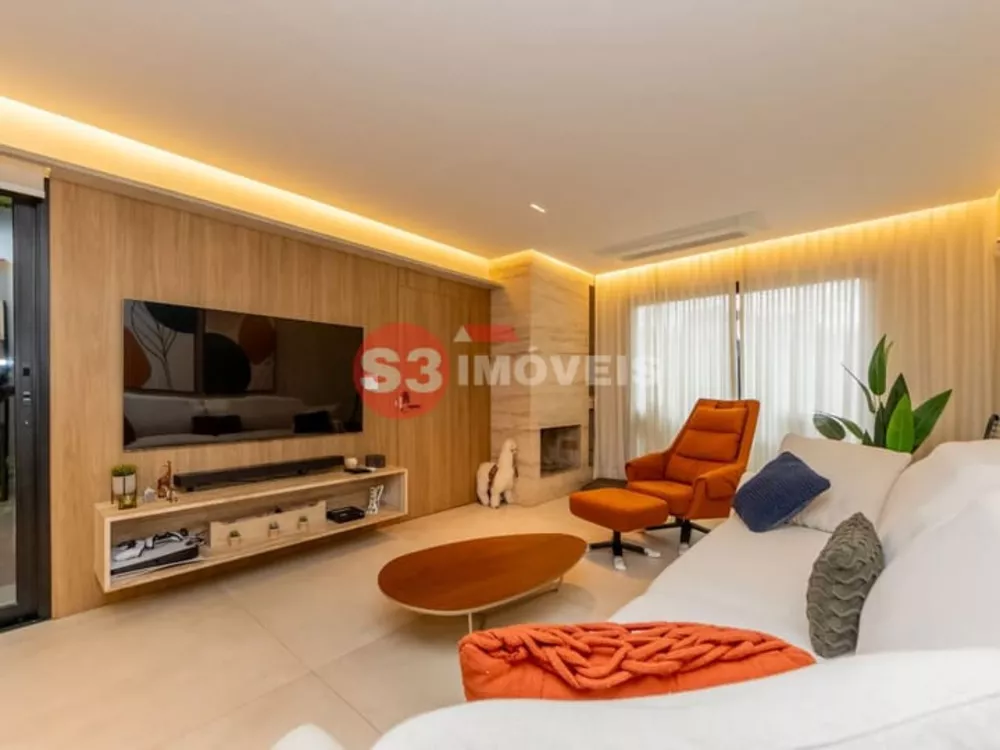 Casa à venda com 3 quartos, 140m² - Foto 1