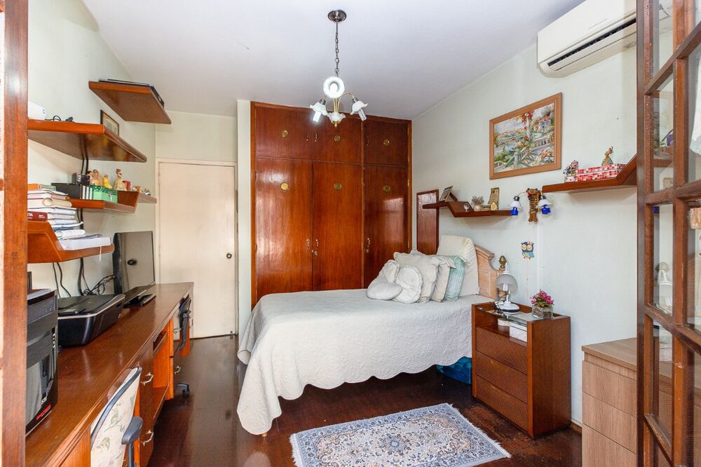 Casa, 4 quartos, 250 m² - Foto 2