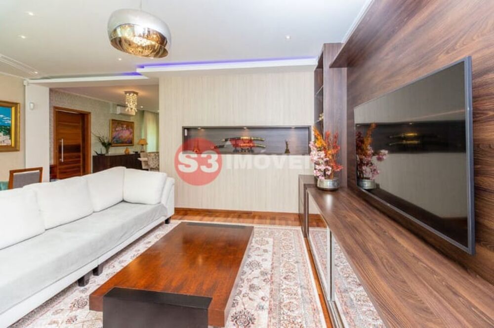 Casa, 3 quartos, 320 m² - Foto 1
