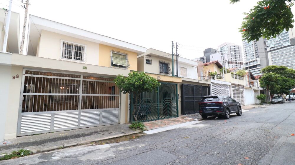 Casa, 5 quartos, 200 m² - Foto 1