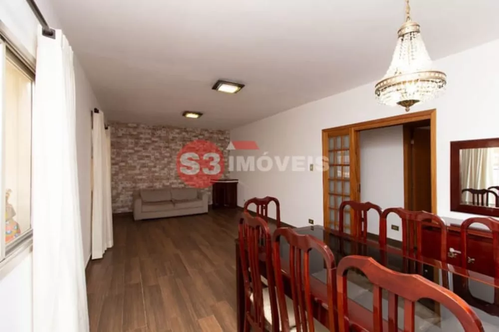 Casa à venda com 5 quartos, 270m² - Foto 1