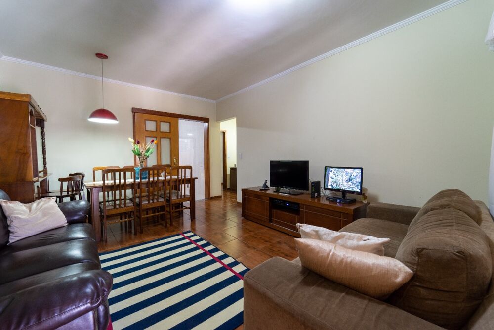 Casa, 4 quartos, 328 m² - Foto 2