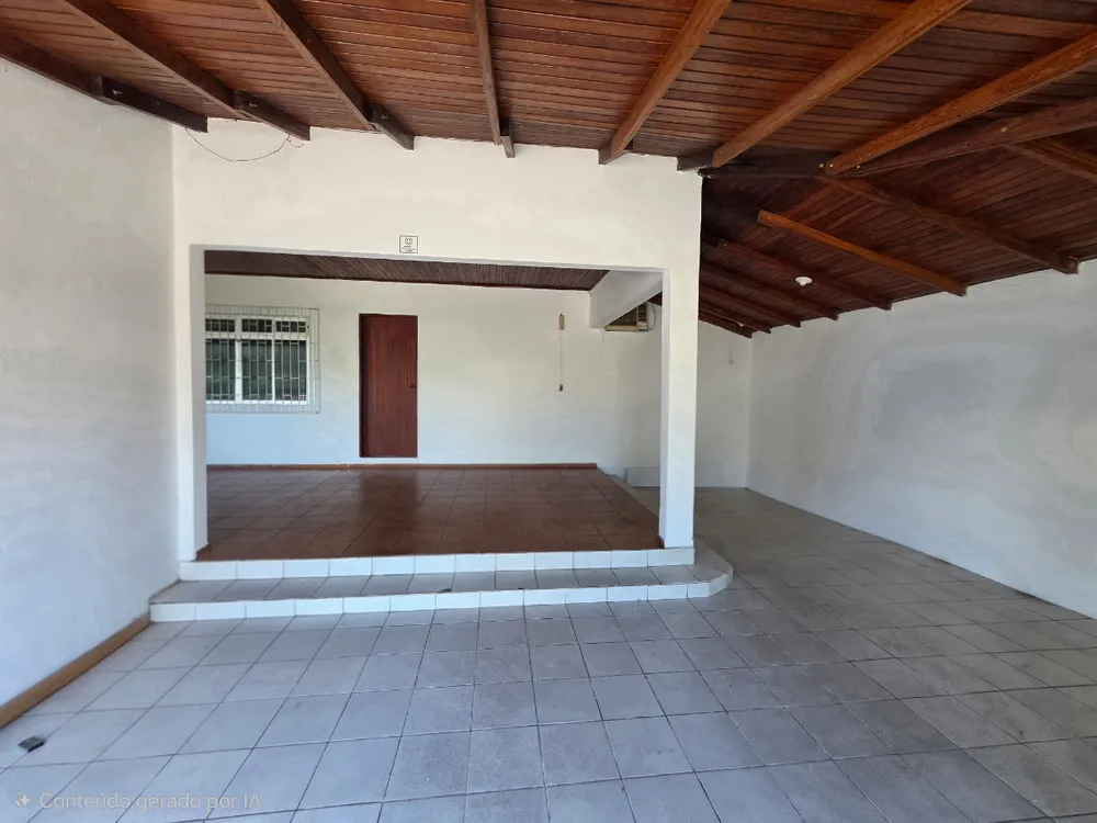Casa, 4 quartos, 191 m² - Foto 1
