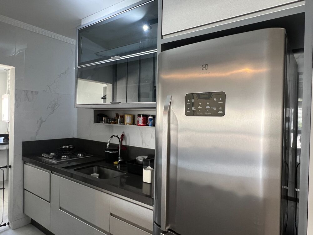 Apartamento à venda com 3 quartos, 76m² - Foto 8
