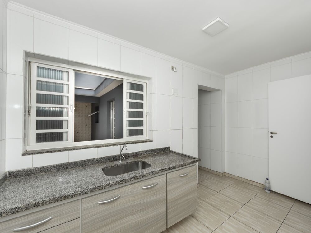 Casa à venda com 3 quartos, 145m² - Foto 8