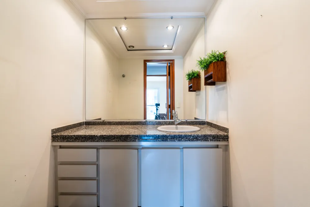 Apartamento, 3 quartos, 204 m² - Foto 1