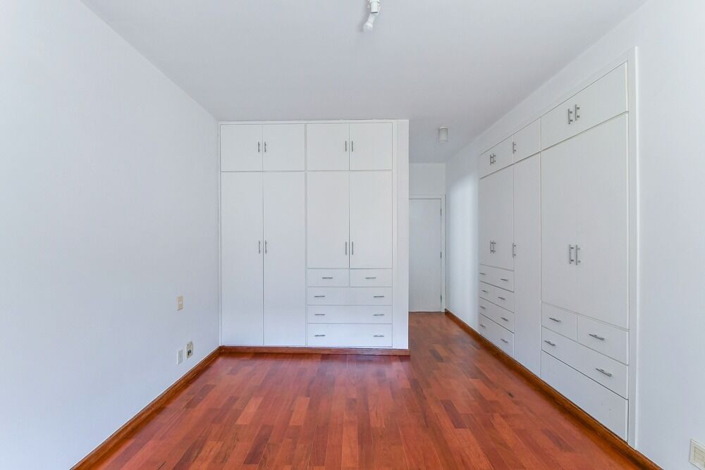 Casa, 4 quartos, 231 m² - Foto 8