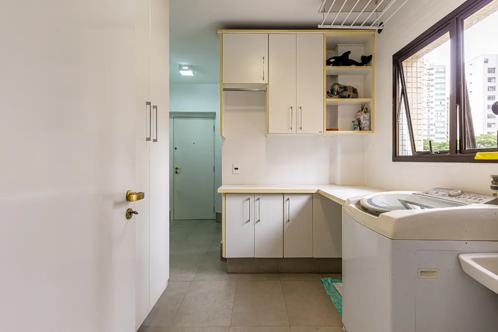 Apartamento, 3 quartos, 147 m² - Foto 2