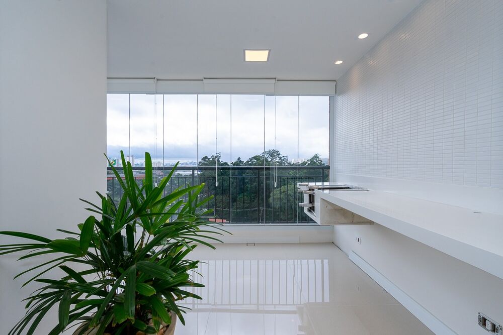 Apartamento à venda com 3 quartos, 70m² - Foto 2