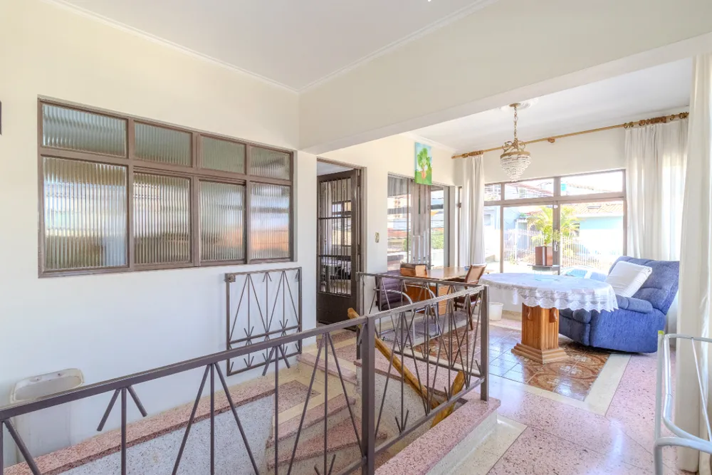 Casa, 3 quartos, 194 m² - Foto 2