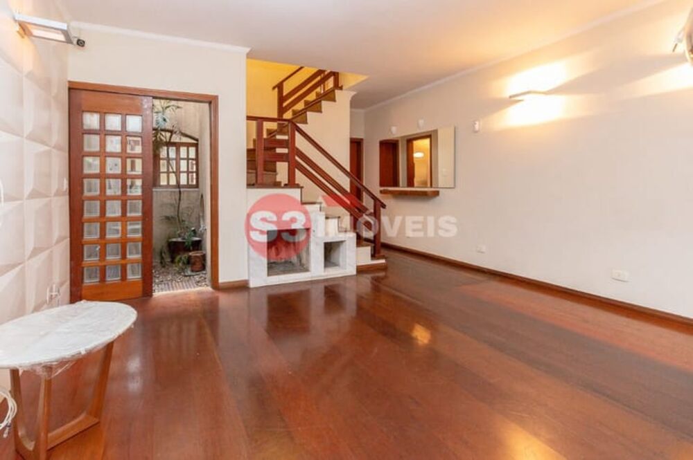 Casa, 2 quartos, 136 m² - Foto 1