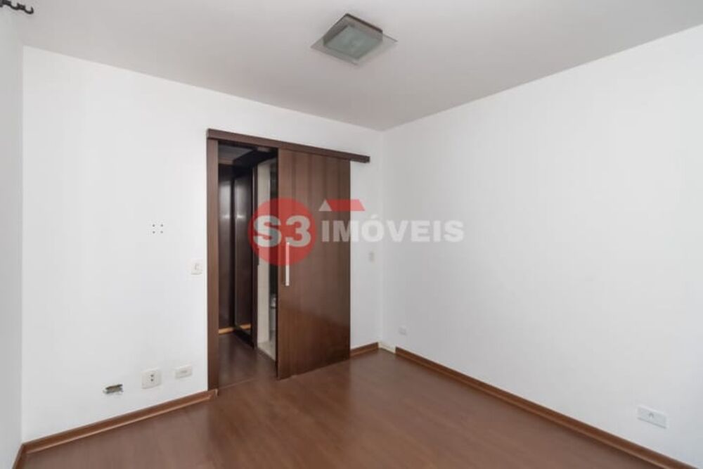 Apartamento à venda com 2 quartos, 72m² - Foto 11