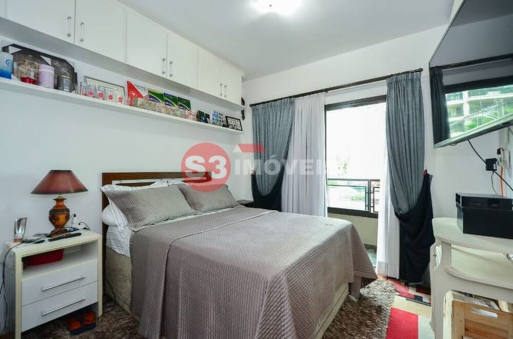 Apartamento à venda com 3 quartos, 230m² - Foto 9