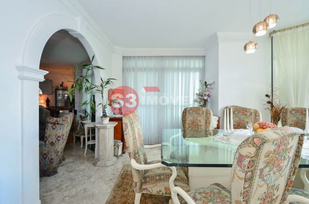 Apartamento à venda com 3 quartos, 230m² - Foto 5