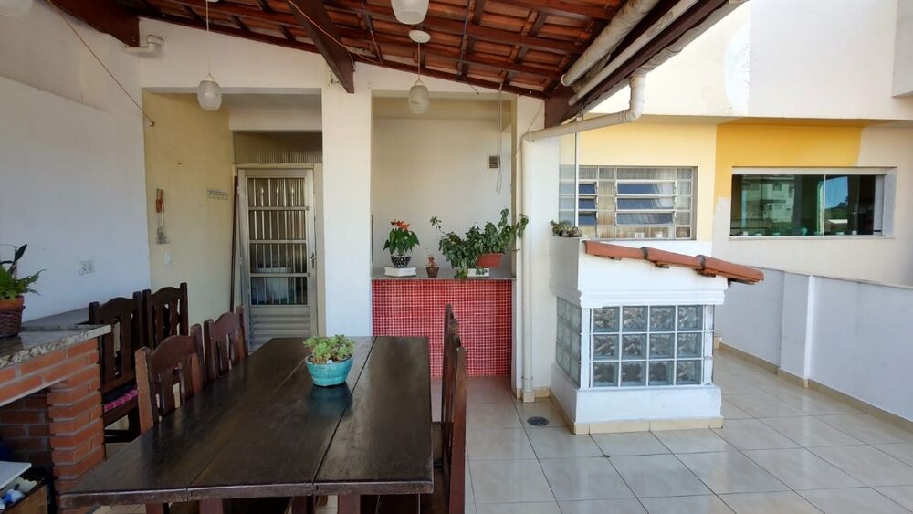 Casa à venda com 3 quartos, 115m² - Foto 4