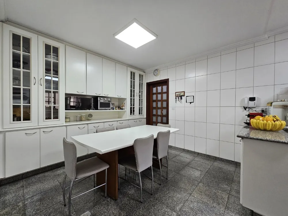 Sobrado, 4 quartos, 453 m² - Foto 2