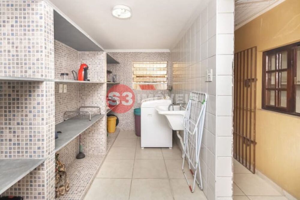 Casa, 3 quartos, 380 m² - Foto 1