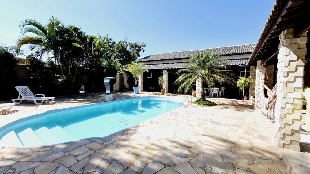 Casa, 4 quartos, 285 m² - Foto 1