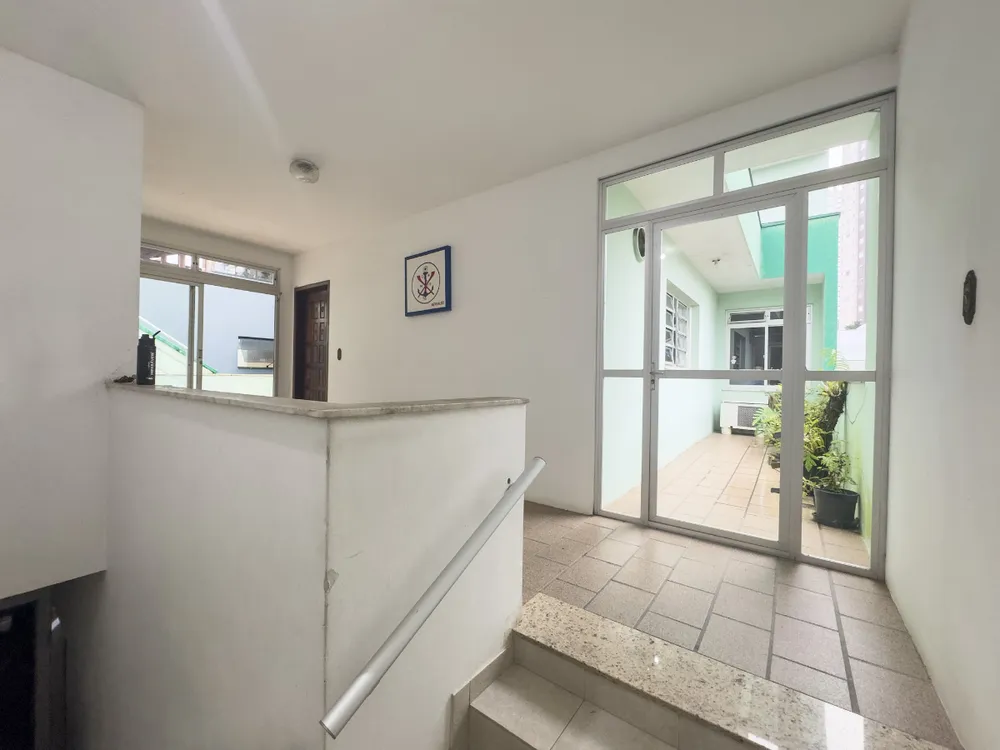Casa, 6 quartos, 435 m² - Foto 3