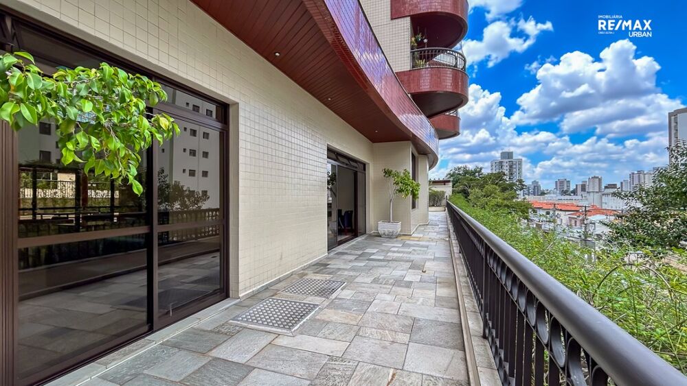 Apartamento à venda com 4 quartos, 146m² - Foto 24