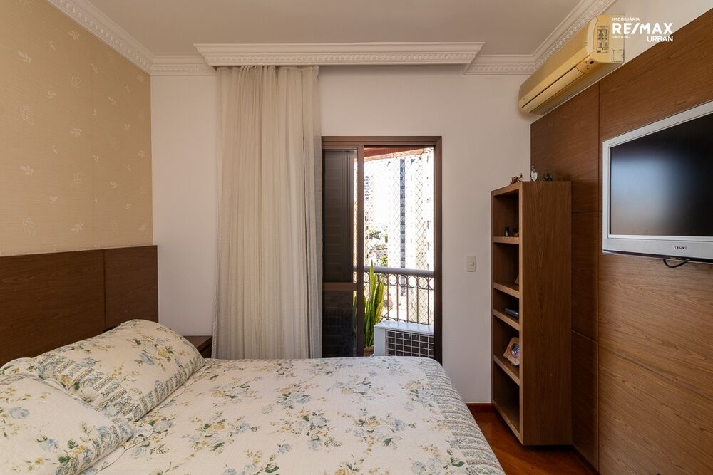 Apartamento à venda com 4 quartos, 146m² - Foto 10