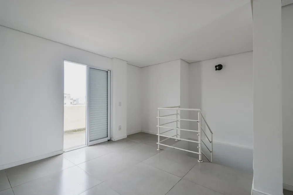Cobertura, 3 quartos, 210 m² - Foto 4