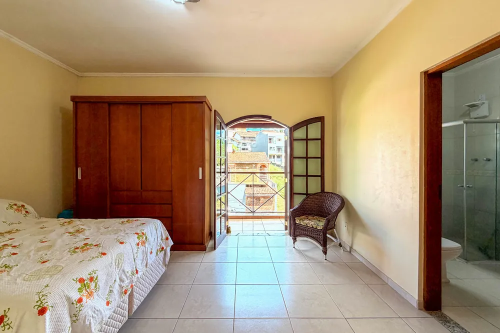 Sobrado, 3 quartos, 222 m² - Foto 3