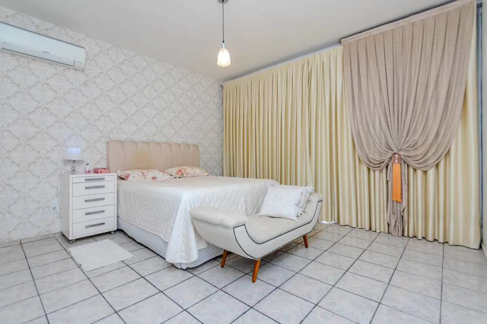 Sobrado, 3 quartos, 383 m² - Foto 3