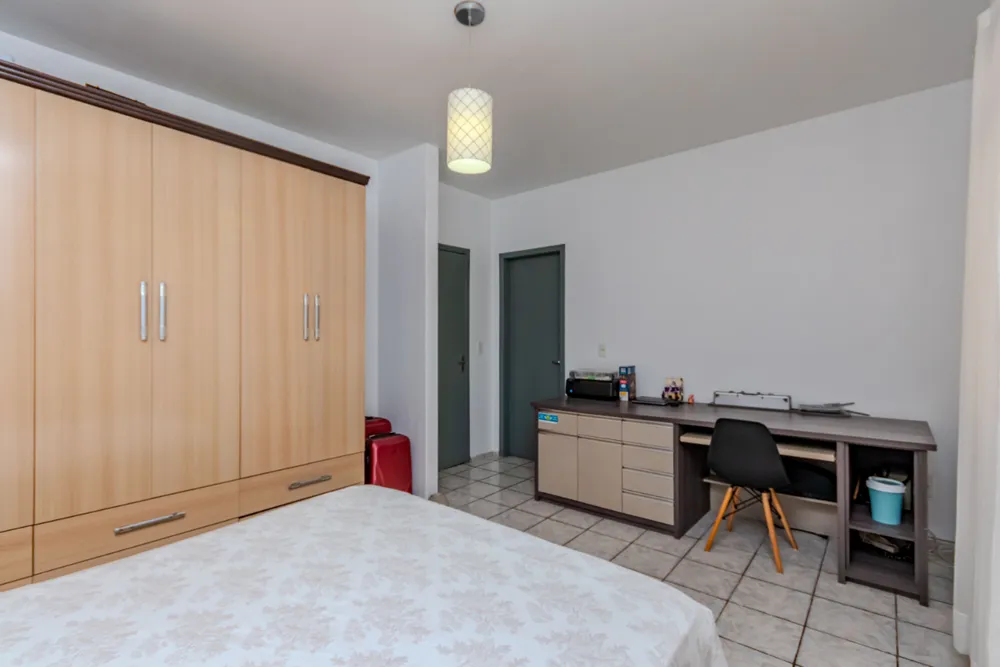 Sobrado, 3 quartos, 383 m² - Foto 2