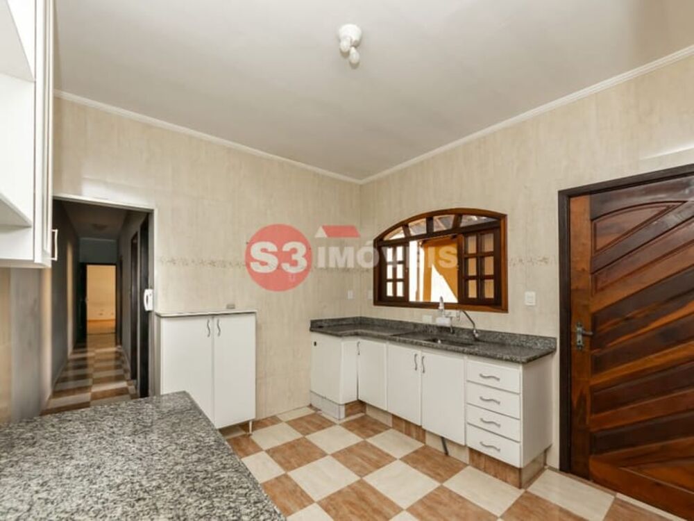 Casa à venda com 3 quartos, 80m² - Foto 5