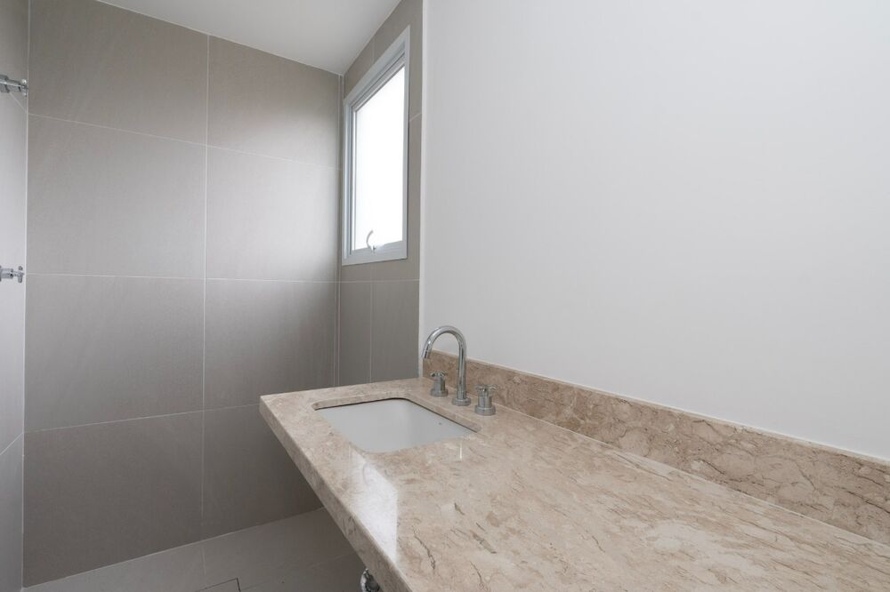 Apartamento, 3 quartos, 175 m² - Foto 1
