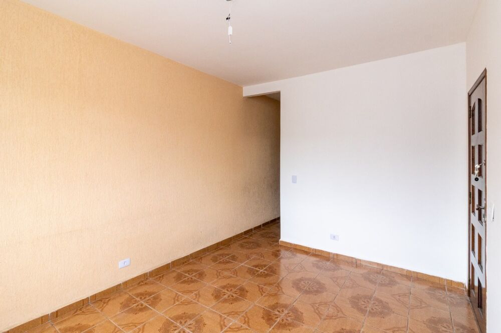Casa à venda com 2 quartos, 120m² - Foto 2