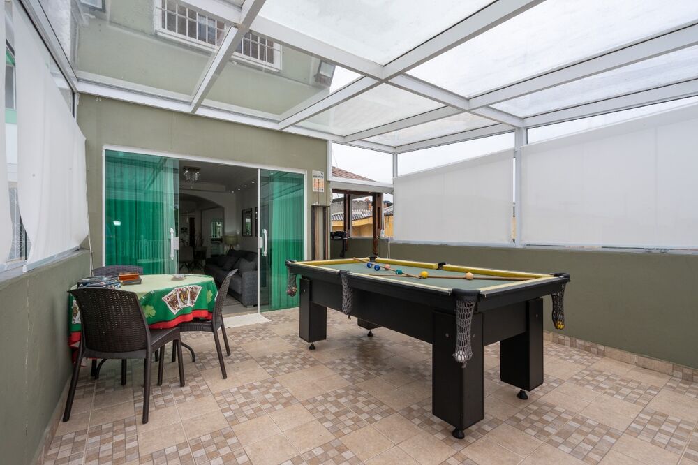 Casa à venda com 3 quartos, 130m² - Foto 1