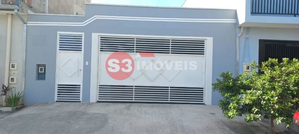 Casa à venda com 3 quartos, 125m² - Foto 1