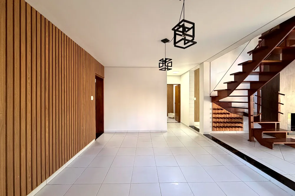 Casa, 3 quartos, 181 m² - Foto 2