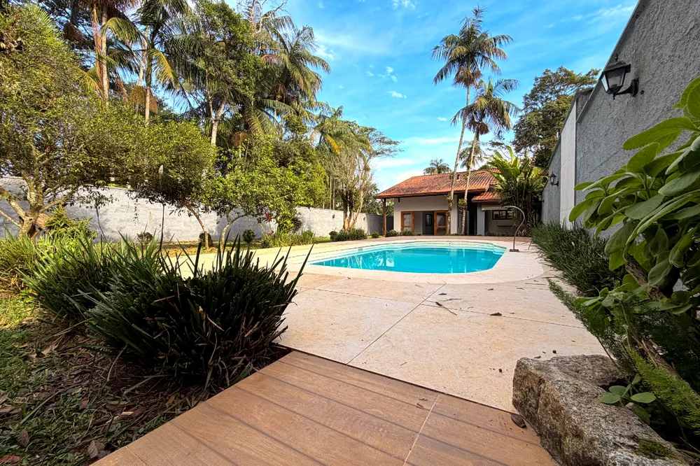 Casa, 3 quartos, 181 m² - Foto 1