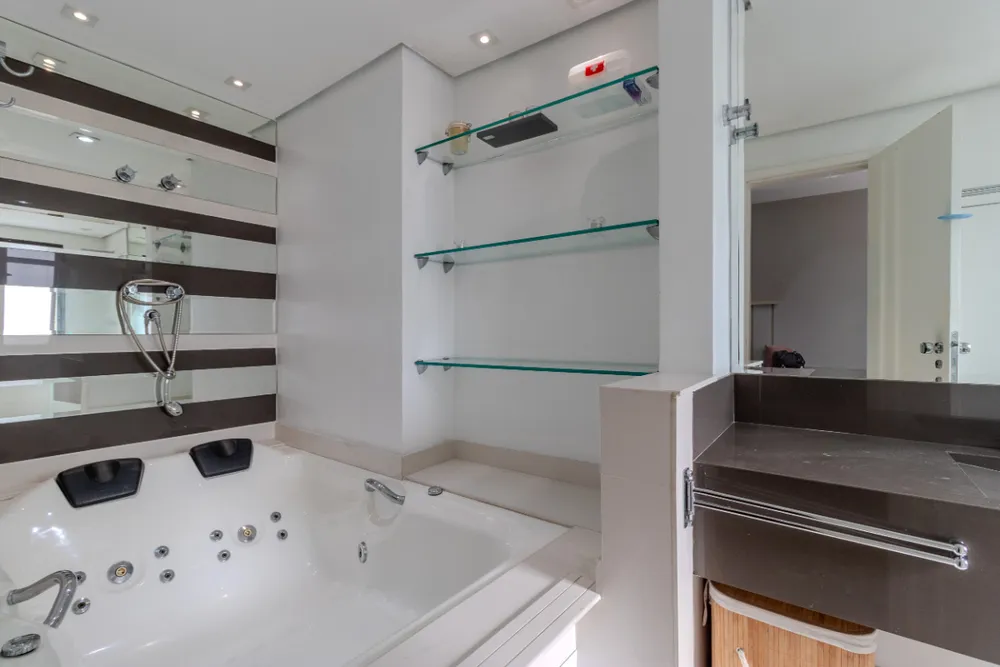 Apartamento, 3 quartos, 134 m² - Foto 4
